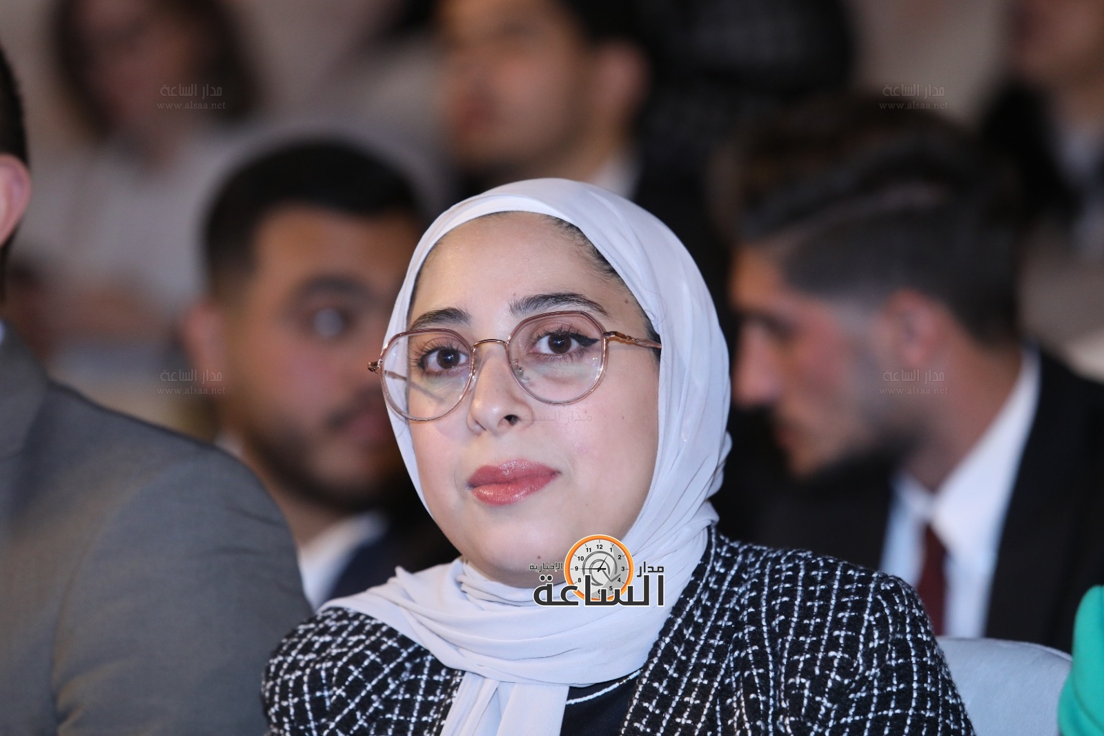 Madar Al-Saa Images 0.5994345410480948