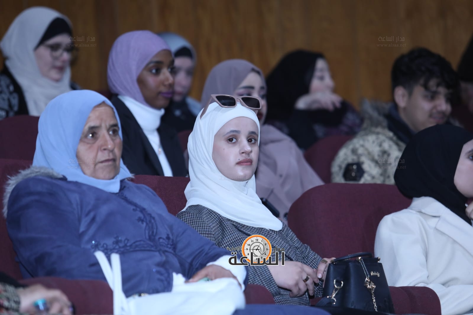 Madar Al-Saa Images 0.9975702651506397