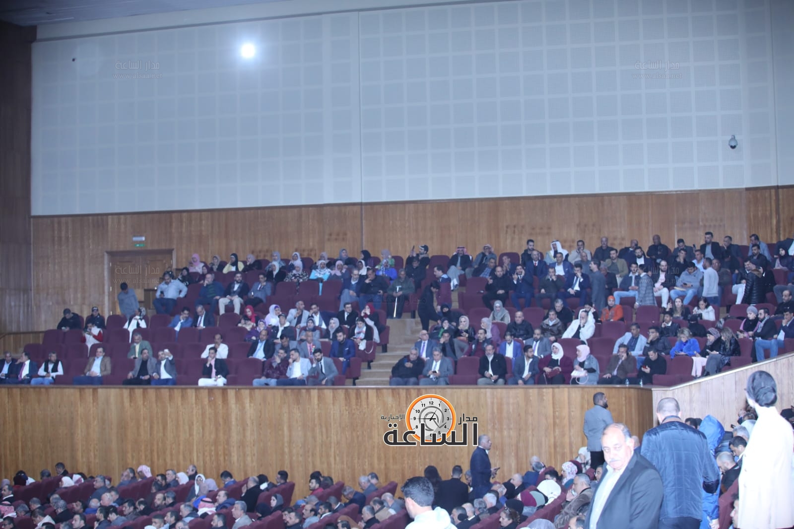 Madar Al-Saa Images 0.8303864151212594