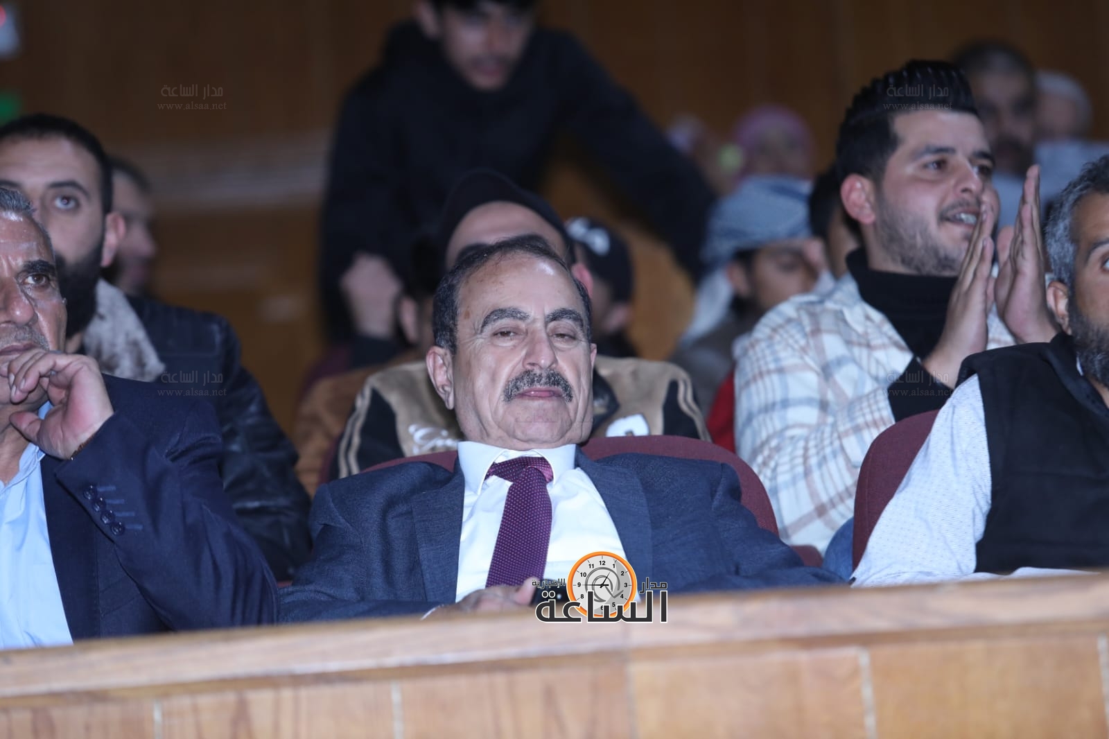 Madar Al-Saa Images 0.7551499841521645