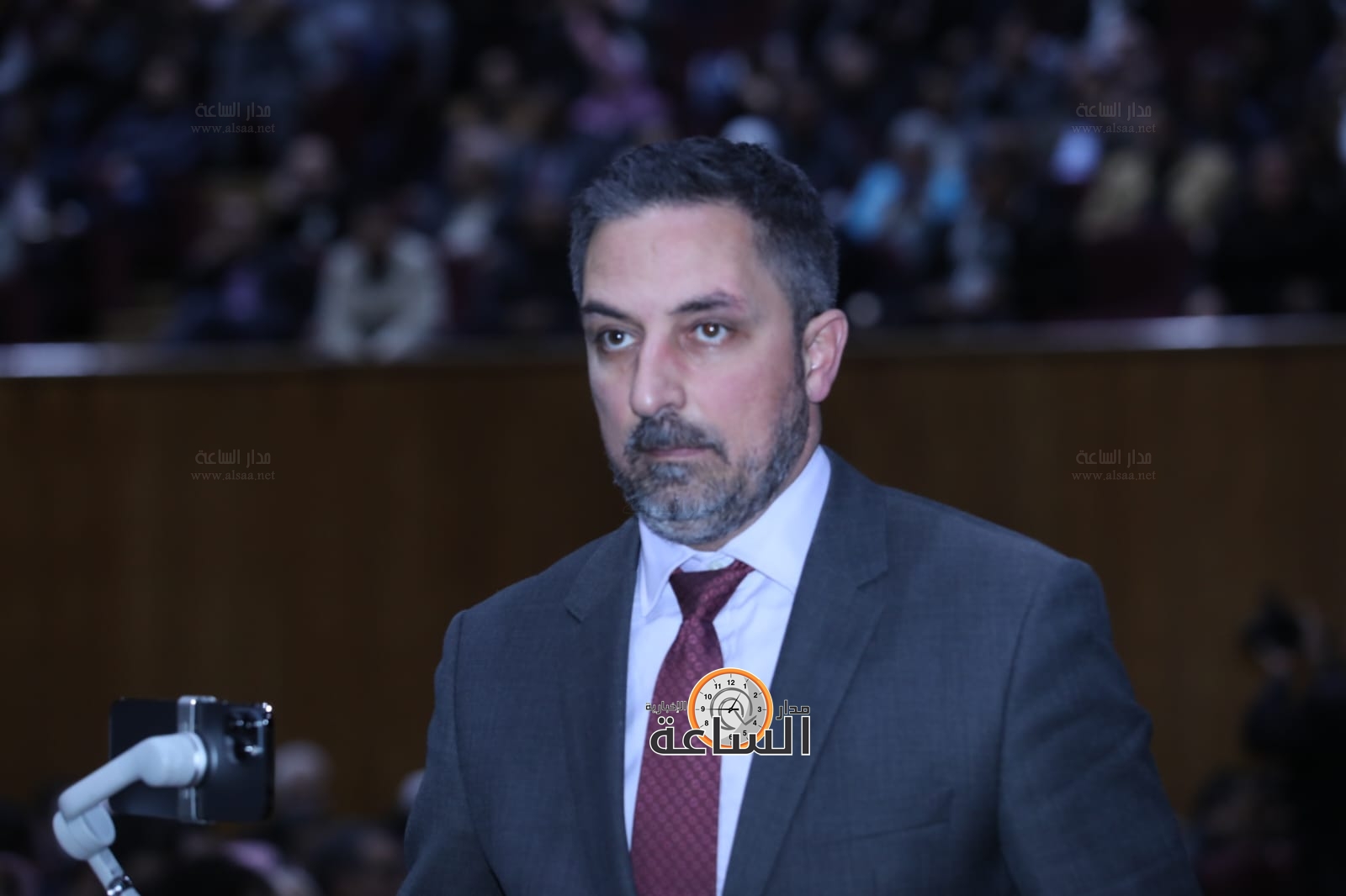 Madar Al-Saa Images 0.487964693520365