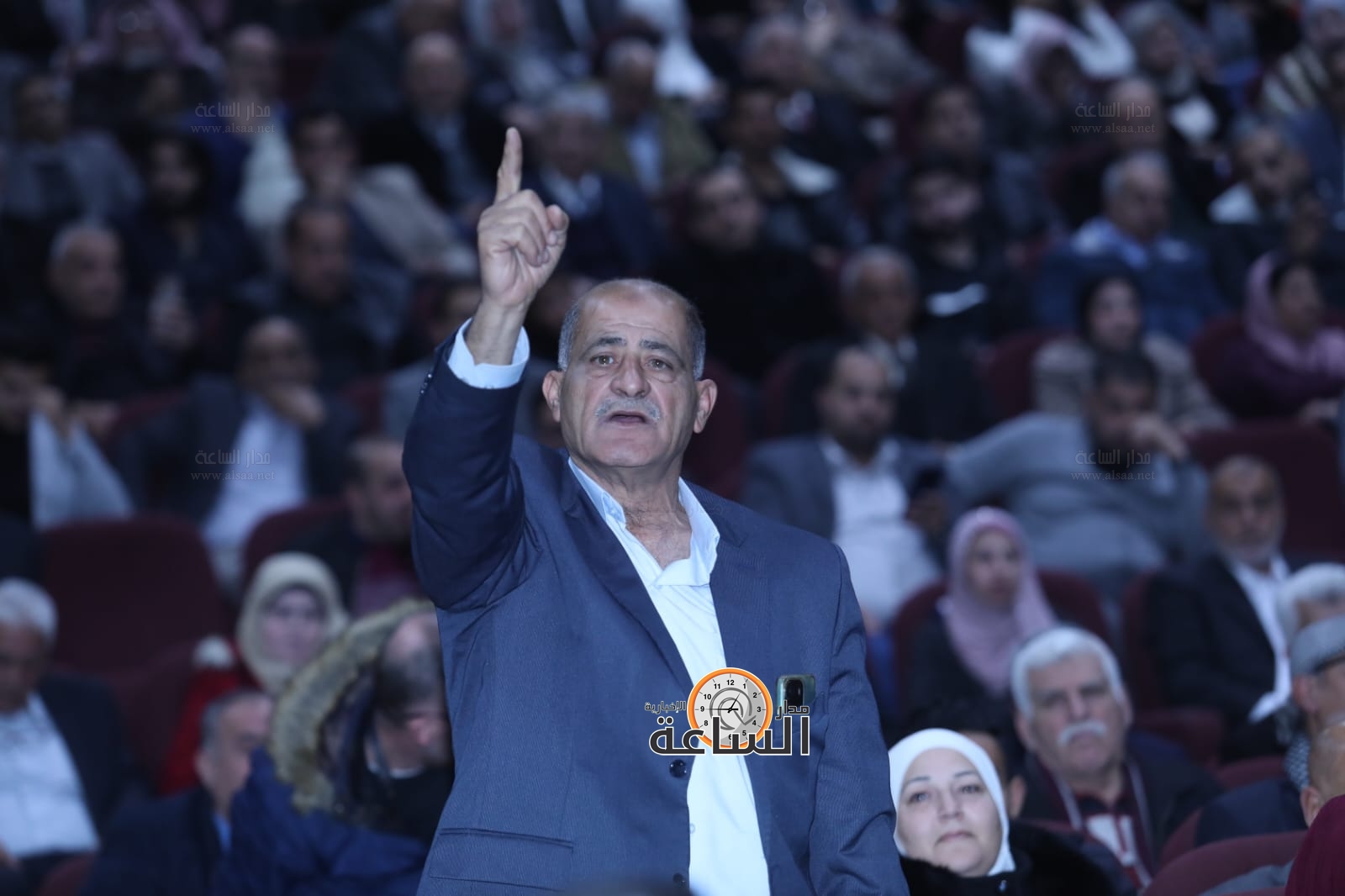 Madar Al-Saa Images 0.6096652227661377