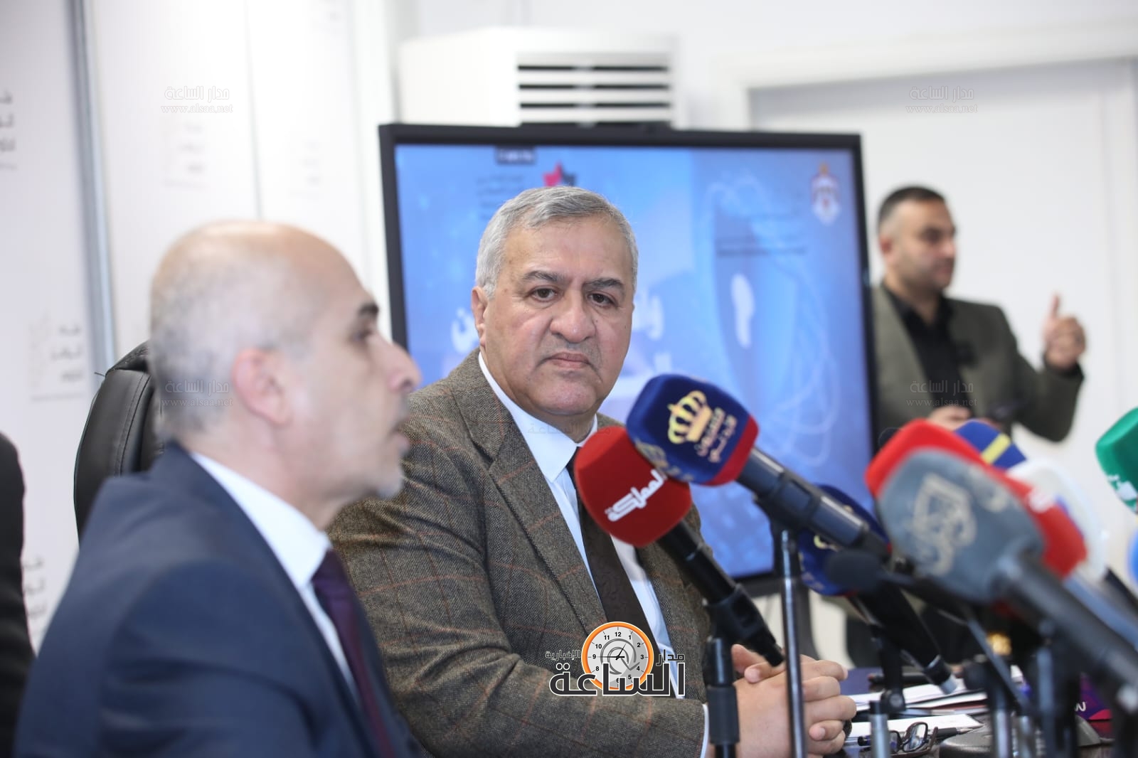 Madar Al-Saa Images 0.5873604396719805