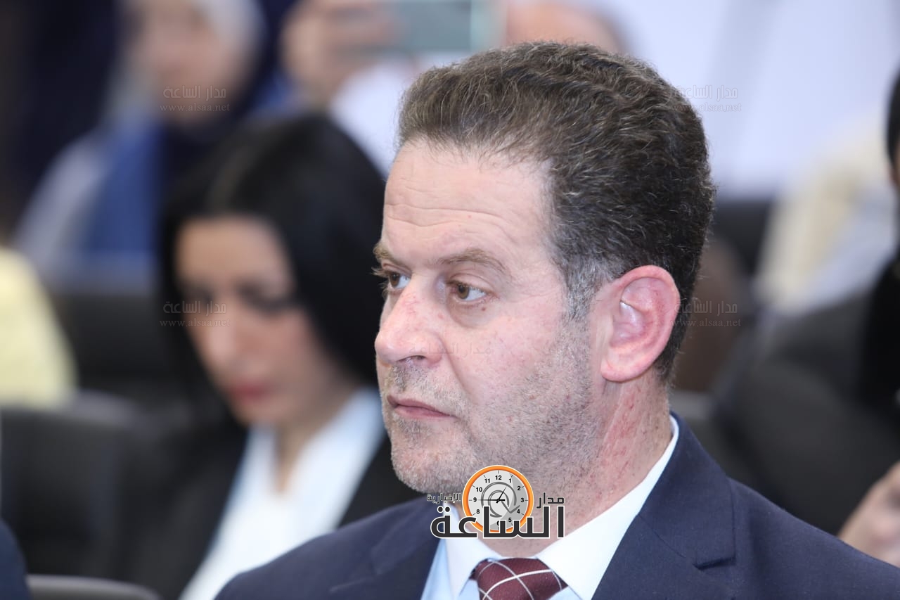 Madar Al-Saa Images 0.8863957719750171