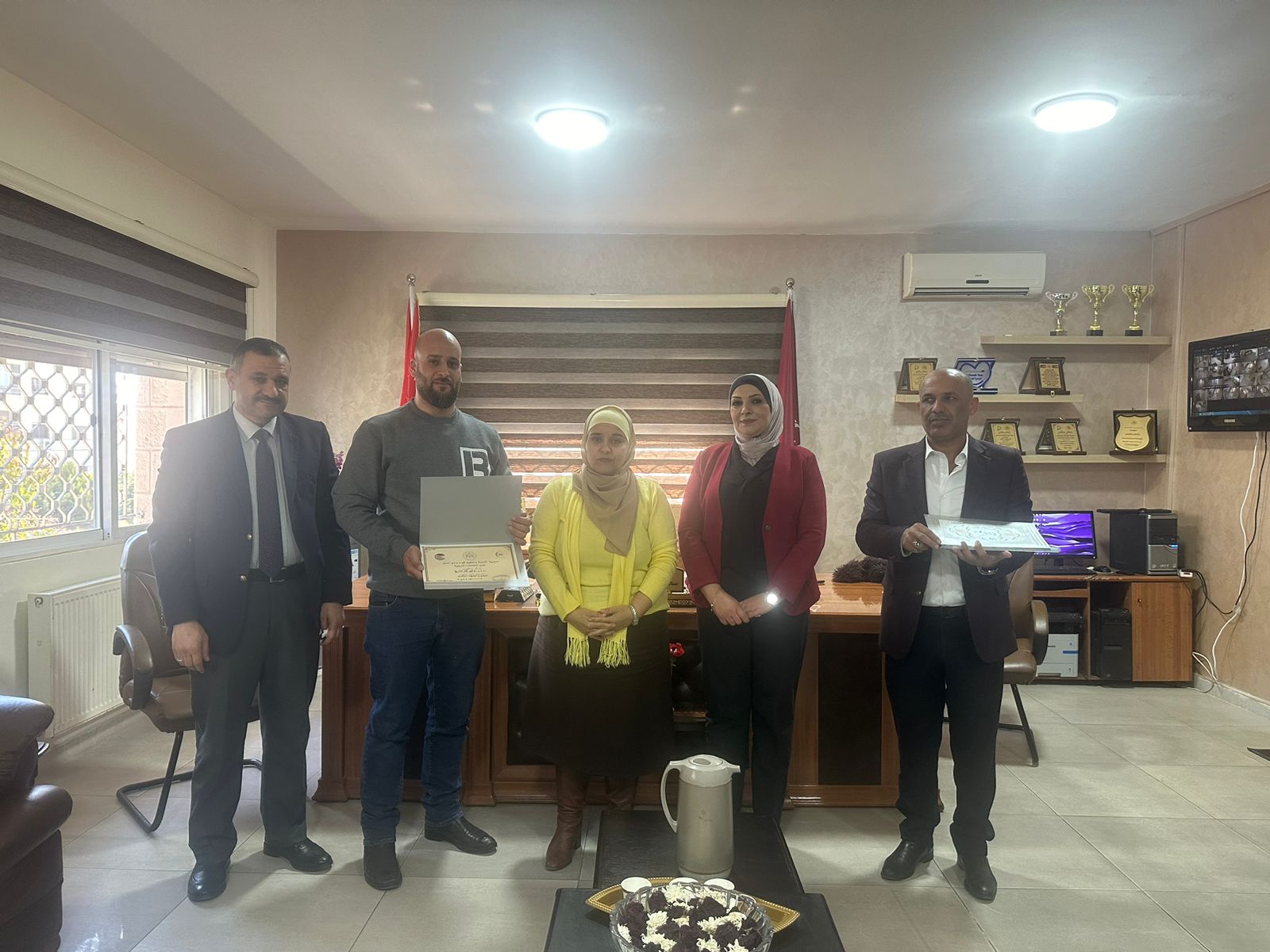 Madar Al-Saa Images 0.09916421177993318