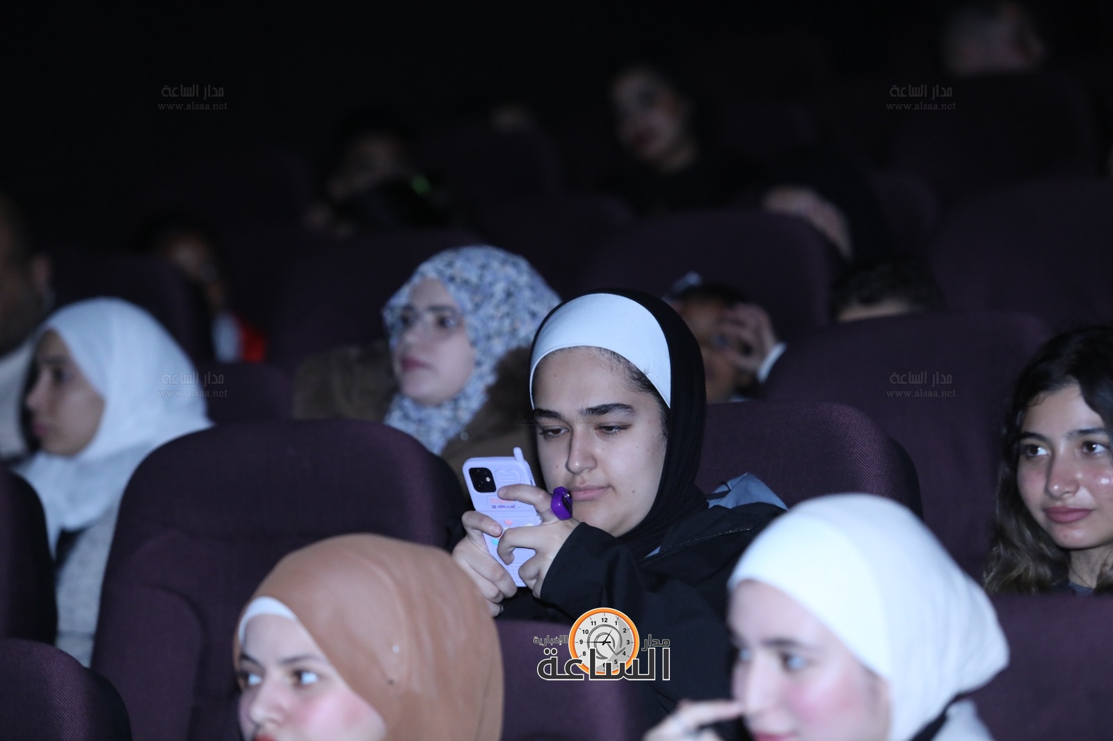 Madar Al-Saa Images 0.7437820321528652