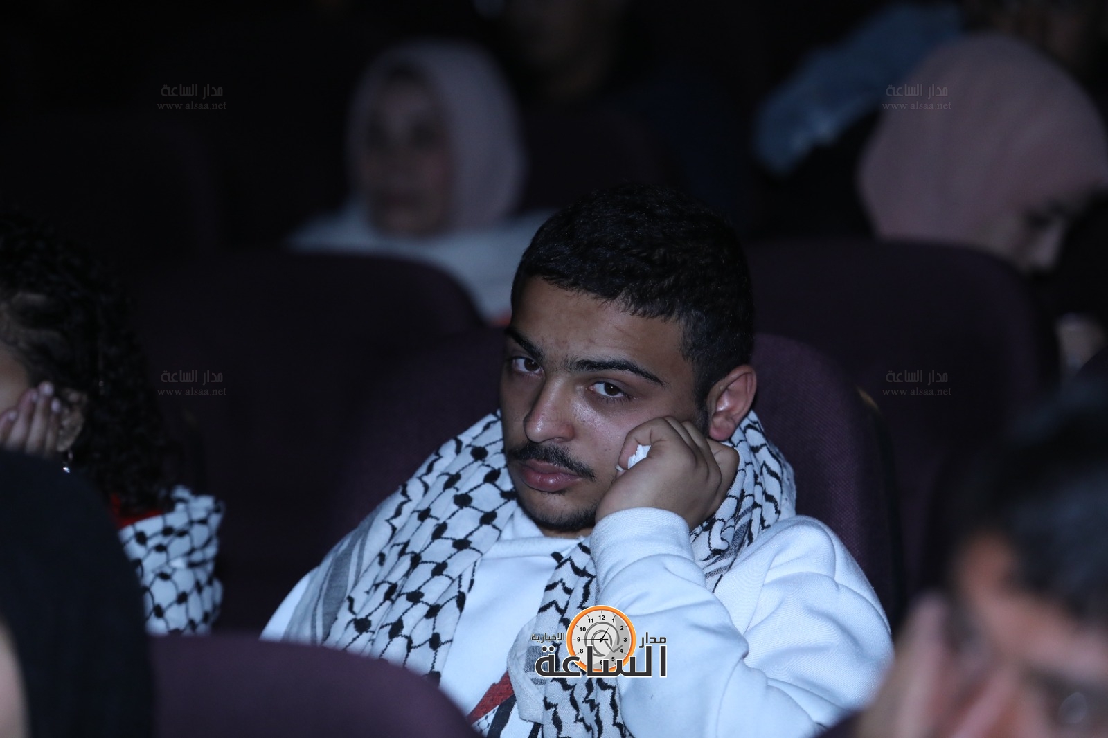 Madar Al-Saa Images 0.9471690053880908