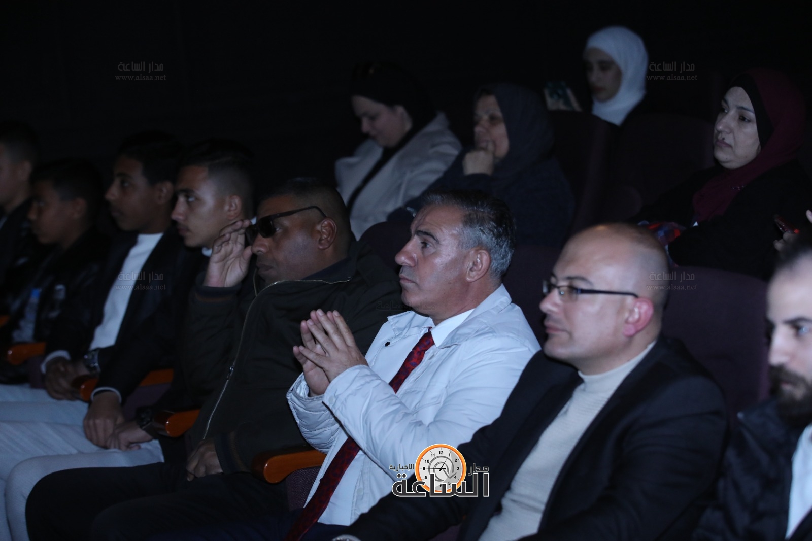 Madar Al-Saa Images 0.41647858177915187