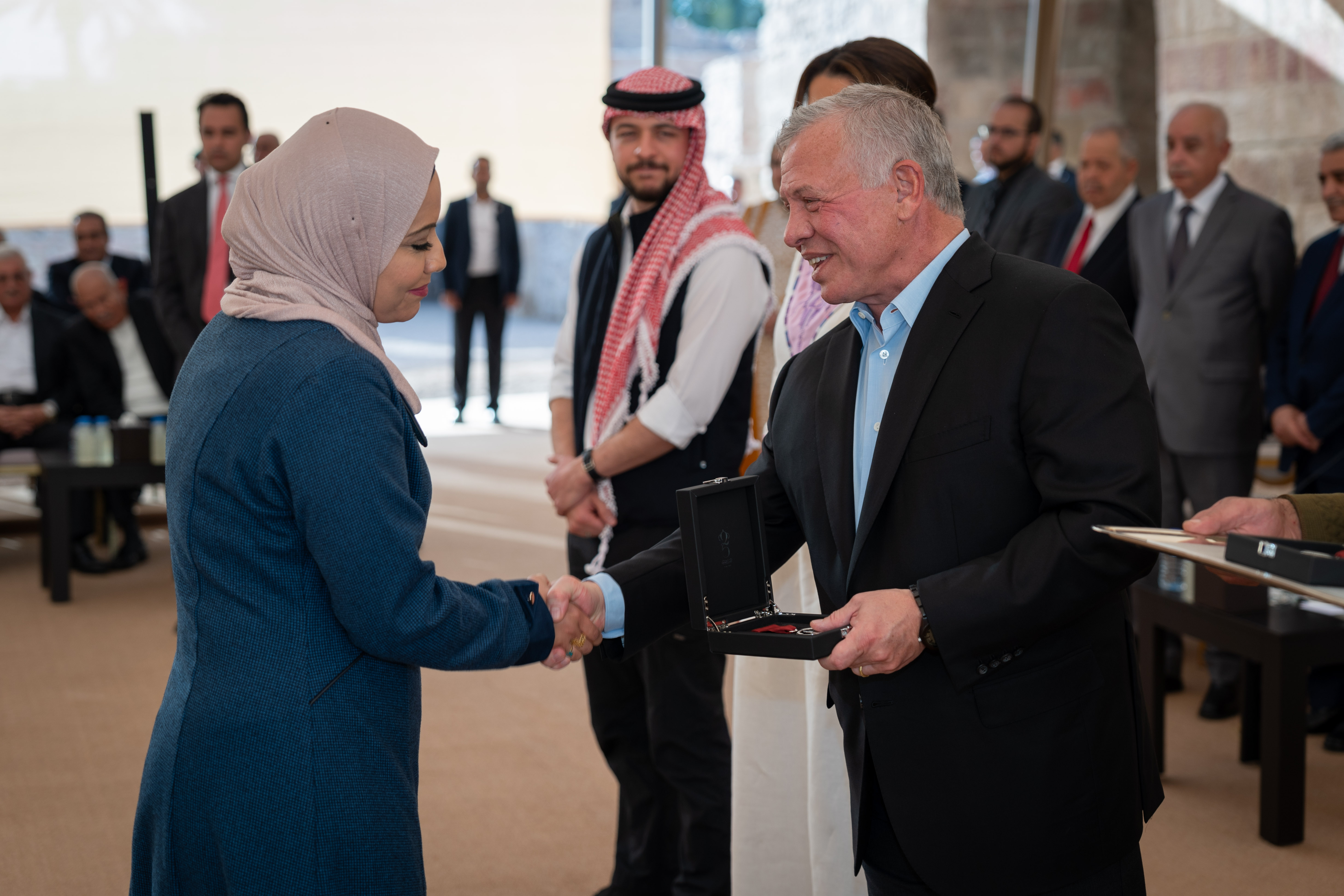 Madar Al-Saa Images 0.029436492917732204