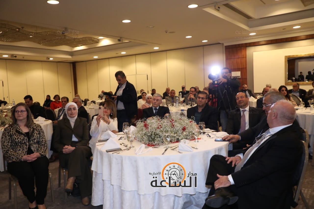 Madar Al-Saa Images 0.2751546050204088