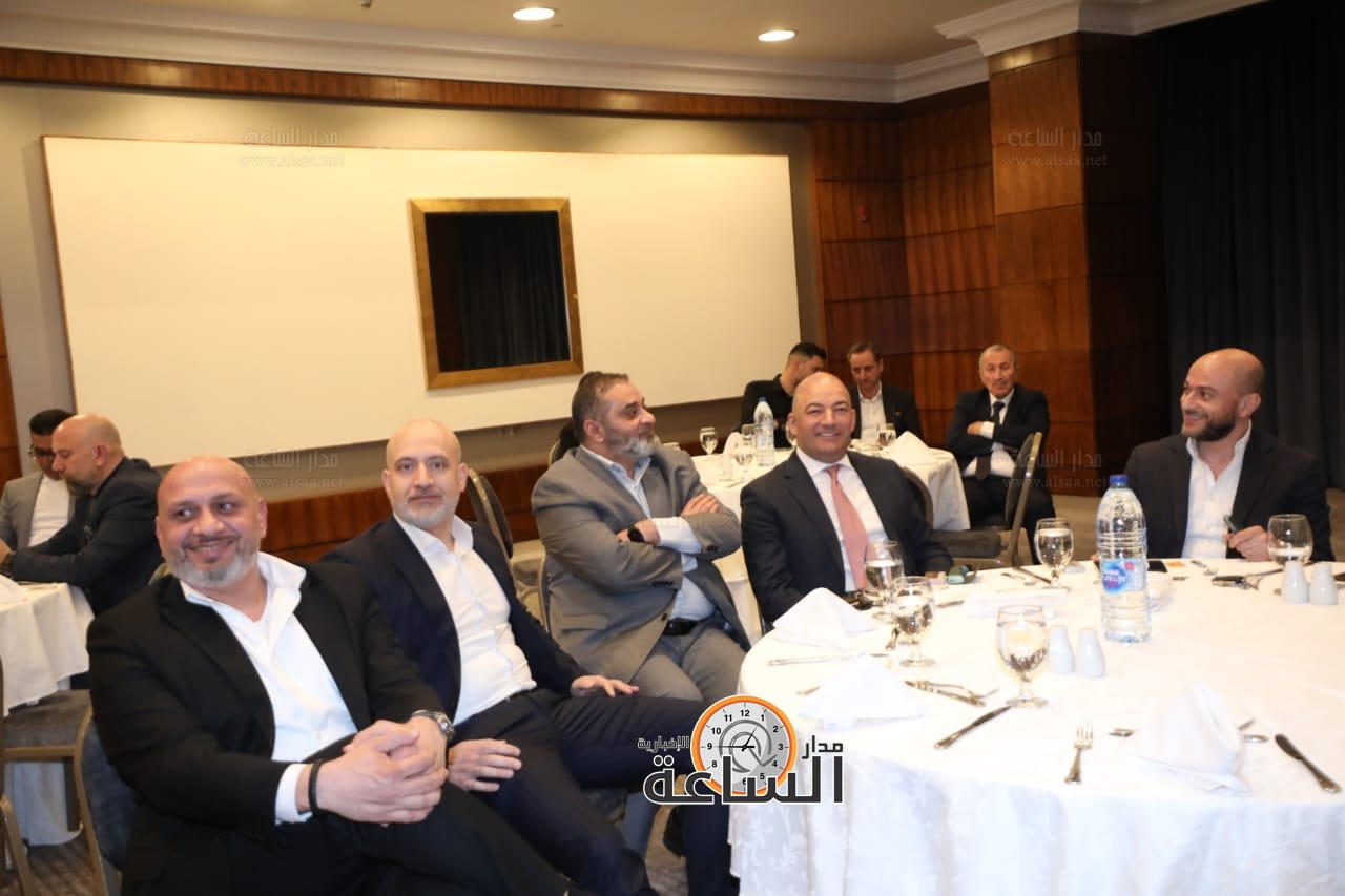 Madar Al-Saa Images 0.017427549297668987