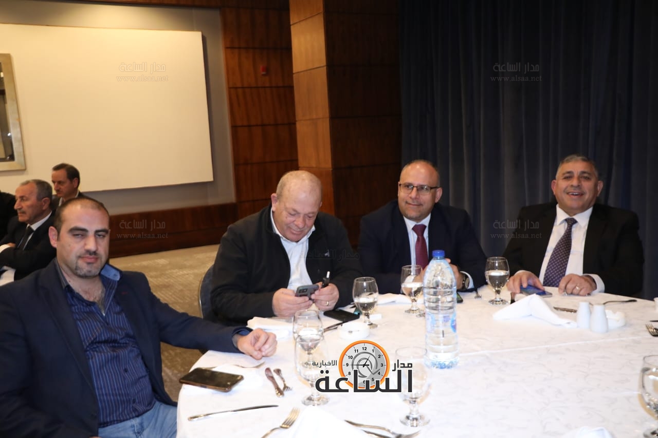 Madar Al-Saa Images 0.115502141673262