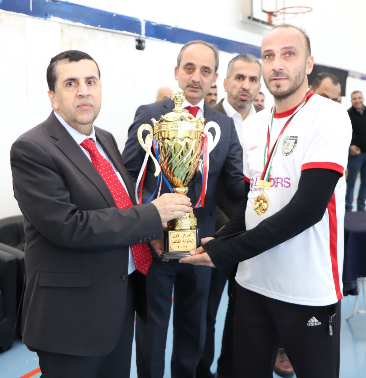 Madar Al-Saa Images 0.8428749842415741