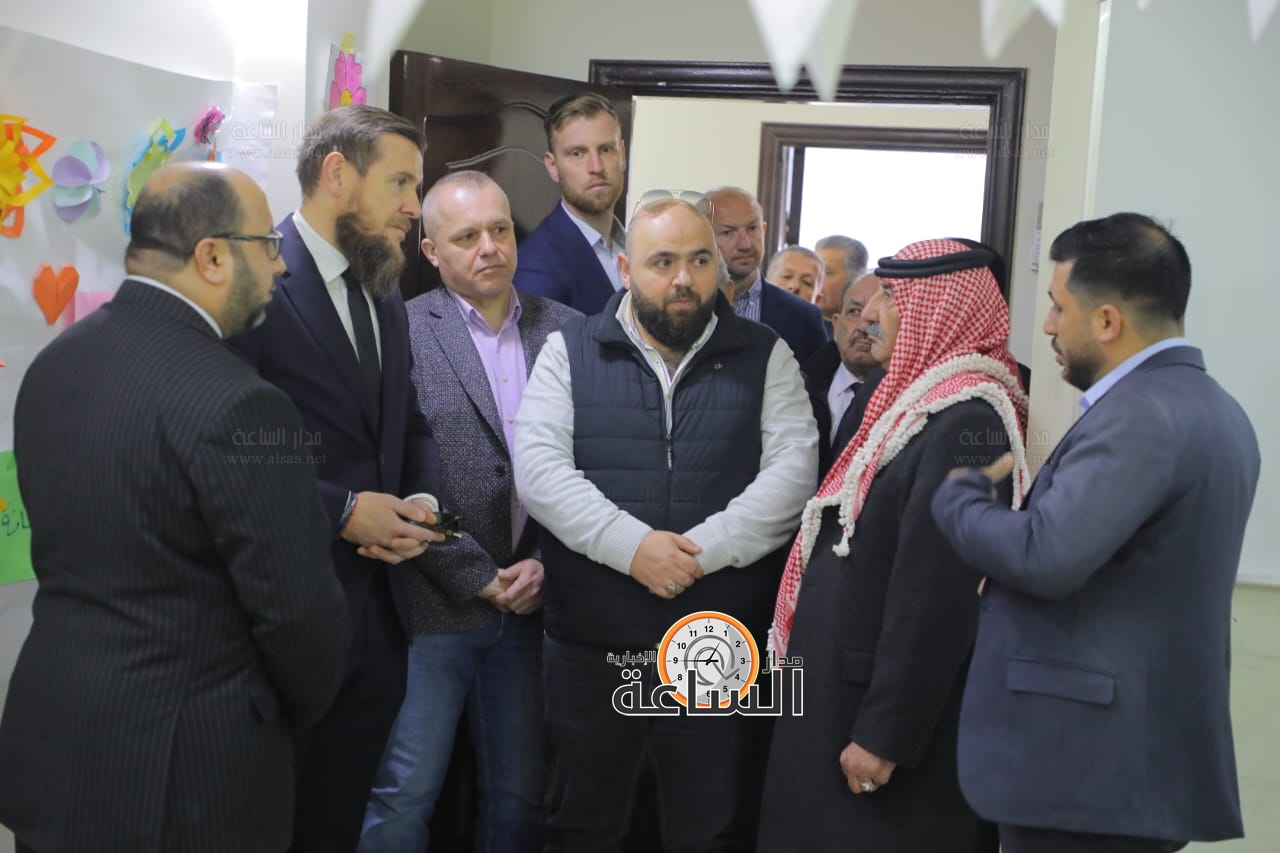 Madar Al-Saa Images 0.4381113028919601