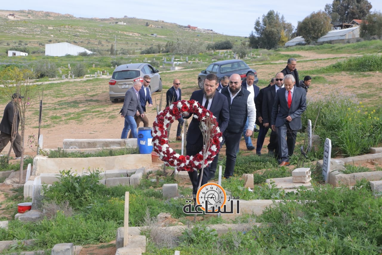 Madar Al-Saa Images 0.8863329640958177