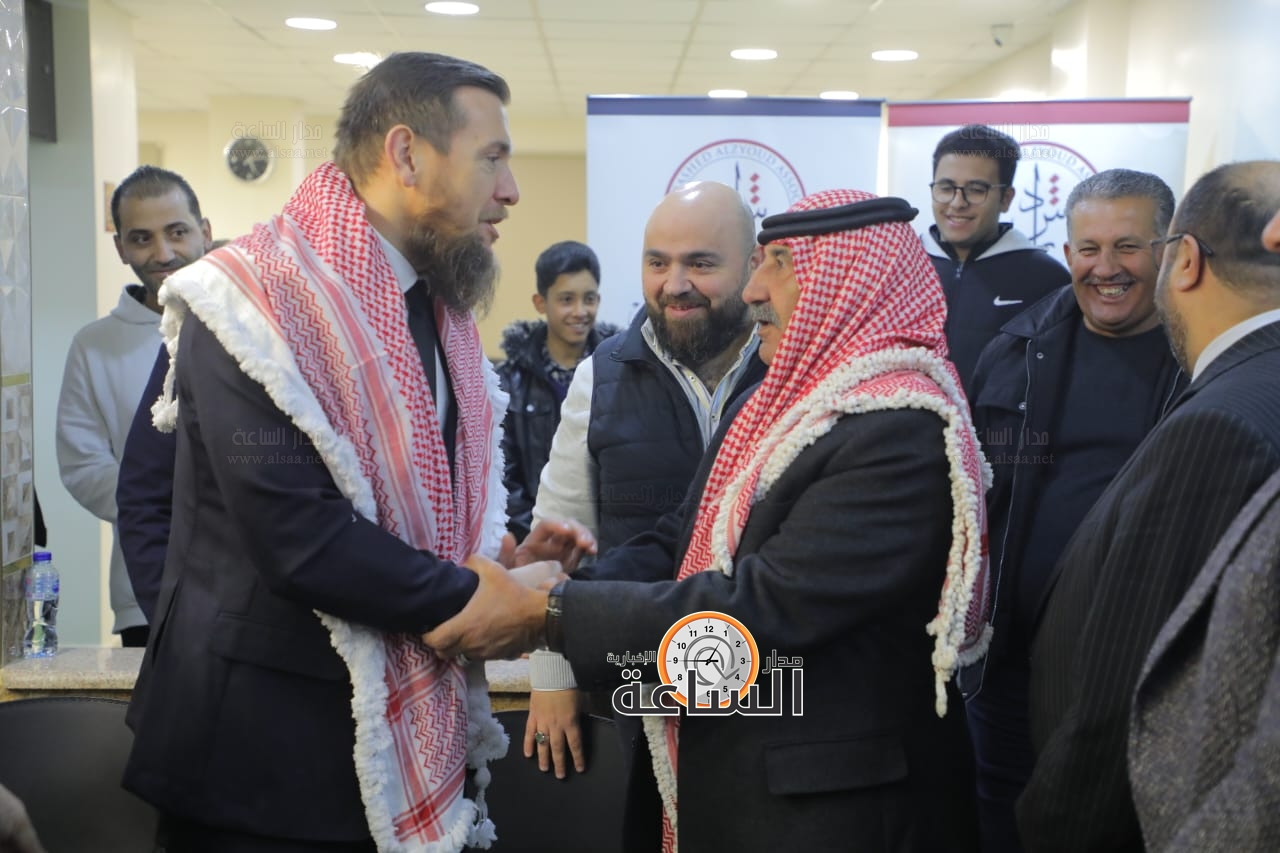 Madar Al-Saa Images 0.9813966452548908