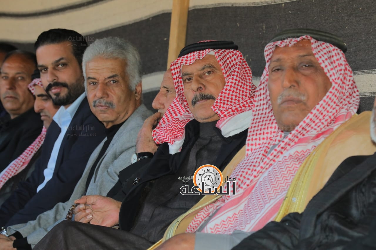 Madar Al-Saa Images 0.3749601177296986