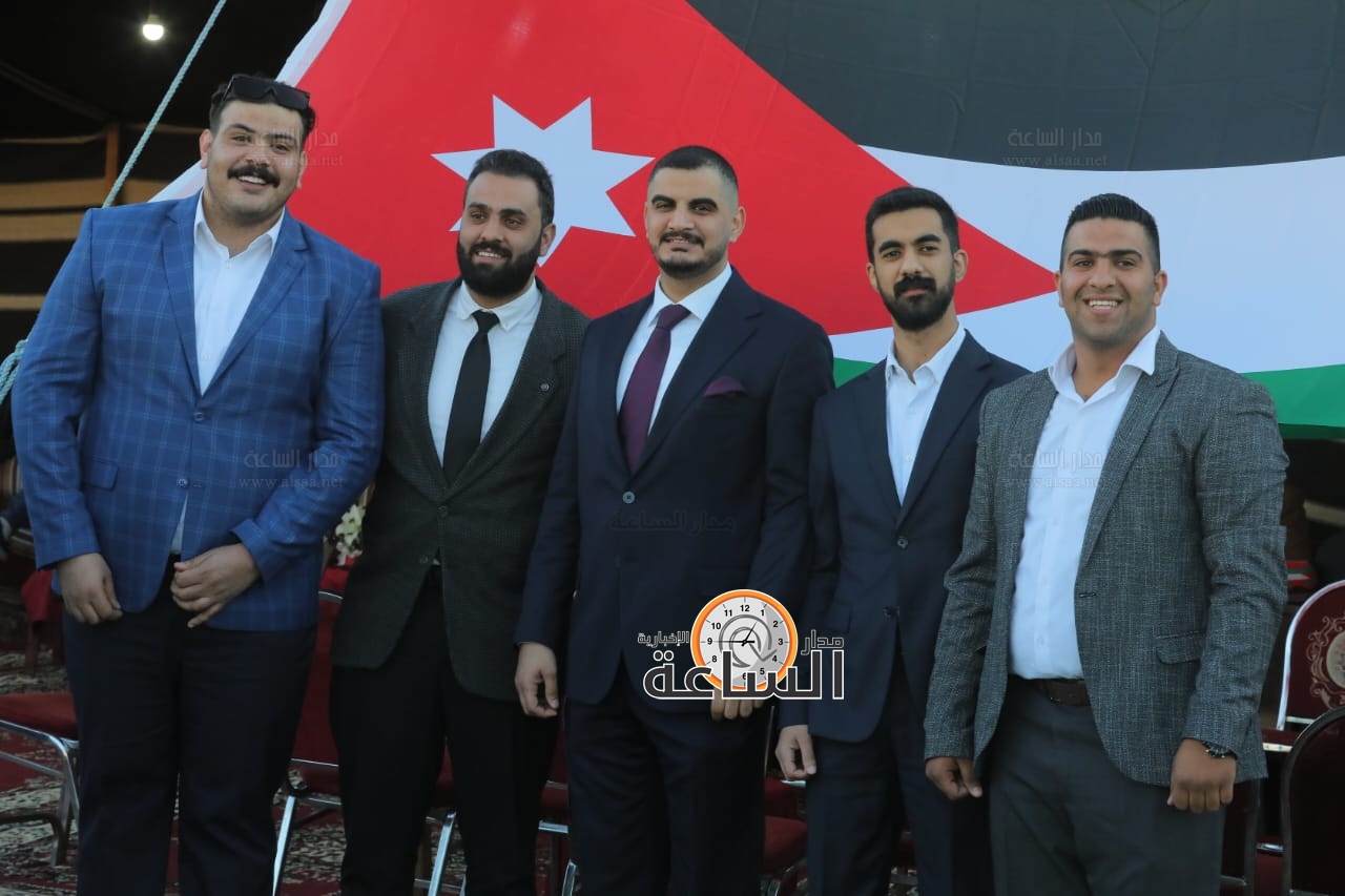 Madar Al-Saa Images 0.25538647063284015