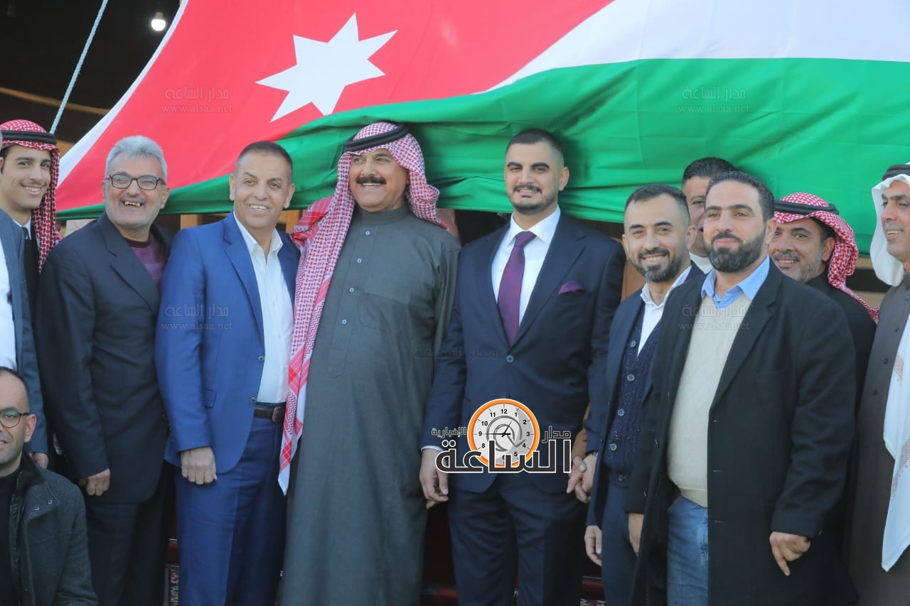 Madar Al-Saa Images 0.4110720308712079