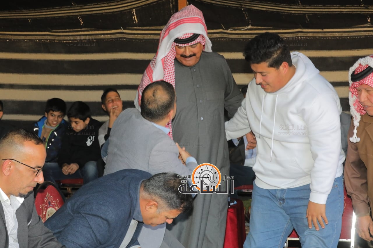 Madar Al-Saa Images 0.5598539434882135