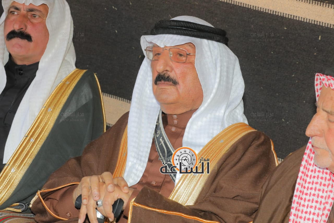 Madar Al-Saa Images 0.8172866035989867