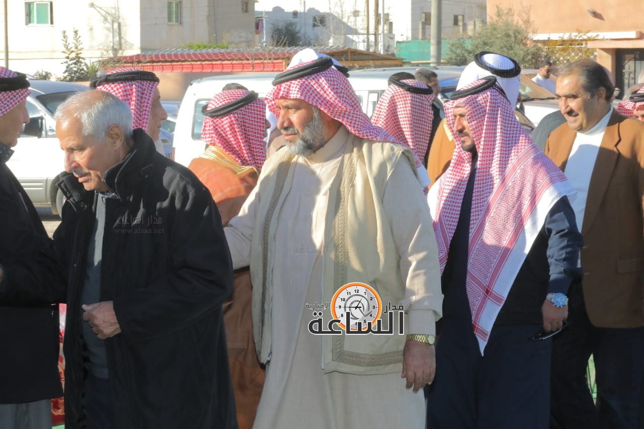 Madar Al-Saa Images 0.996749864189655