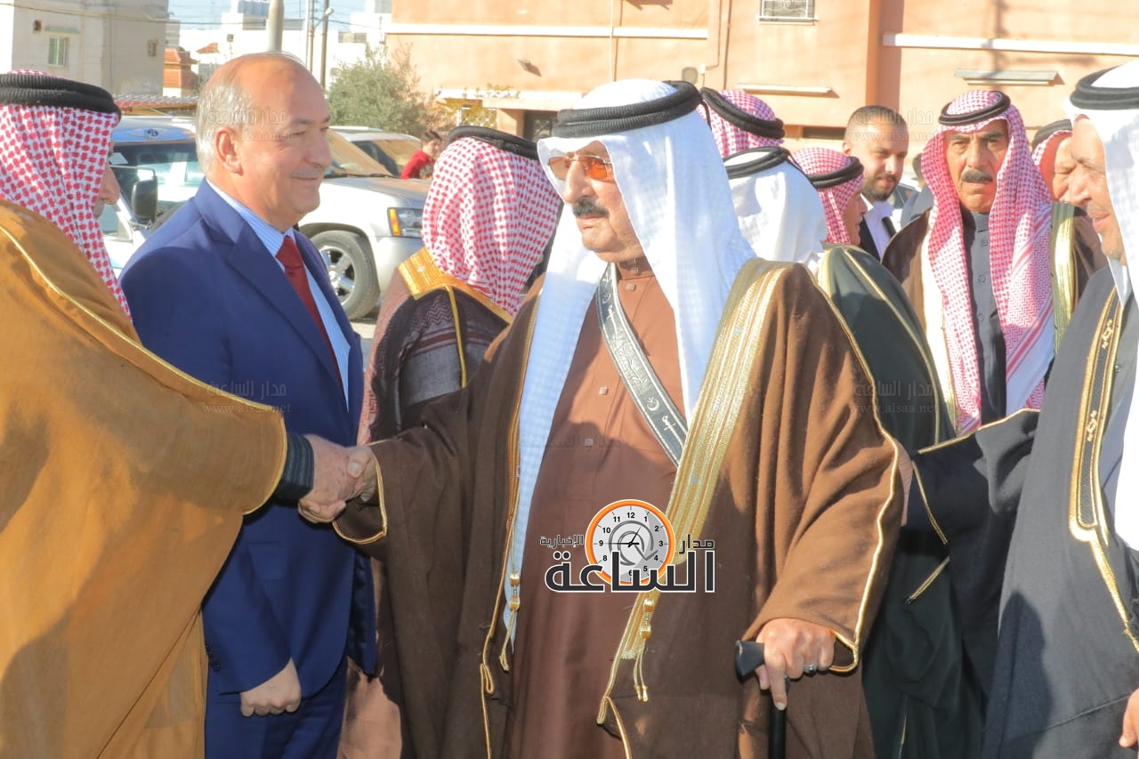 Madar Al-Saa Images 0.23881344560869522