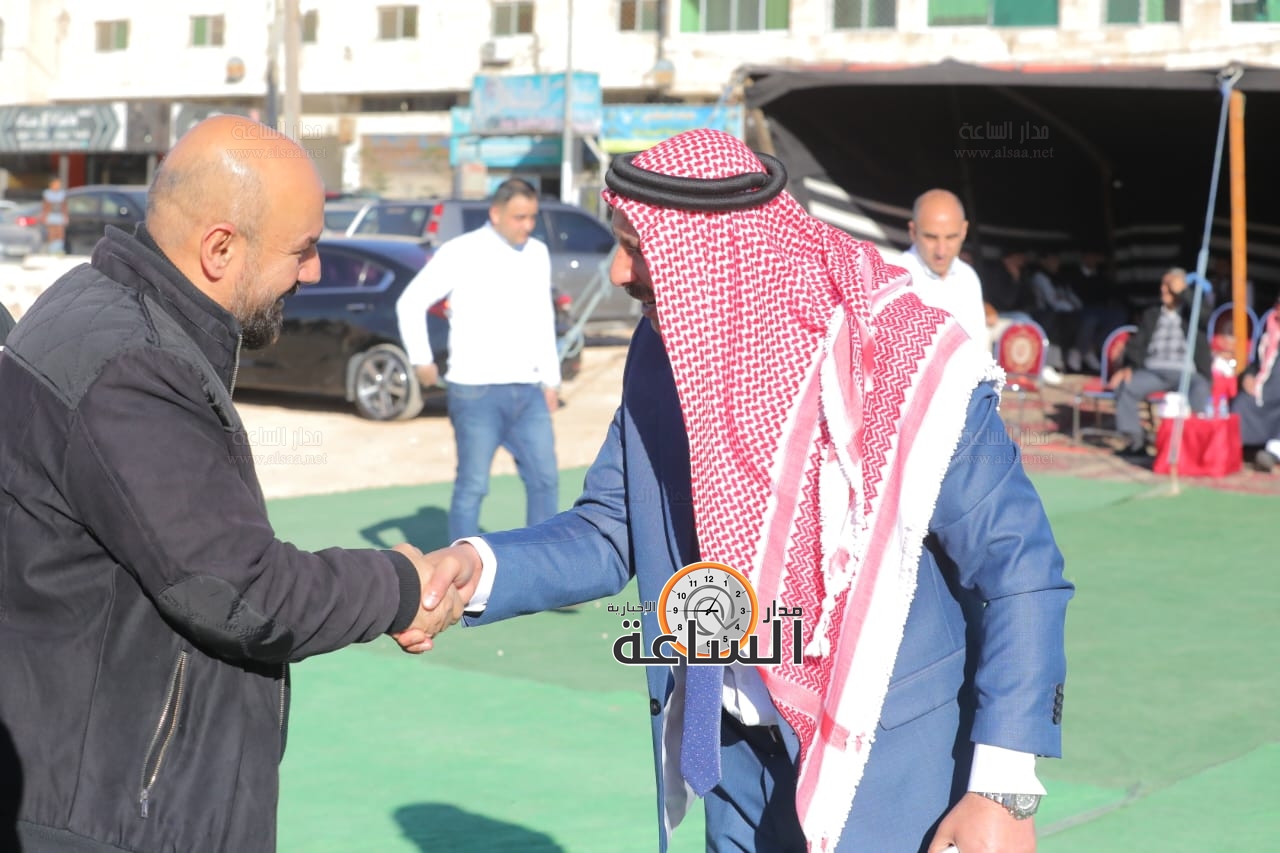 Madar Al-Saa Images 0.2445615087586952