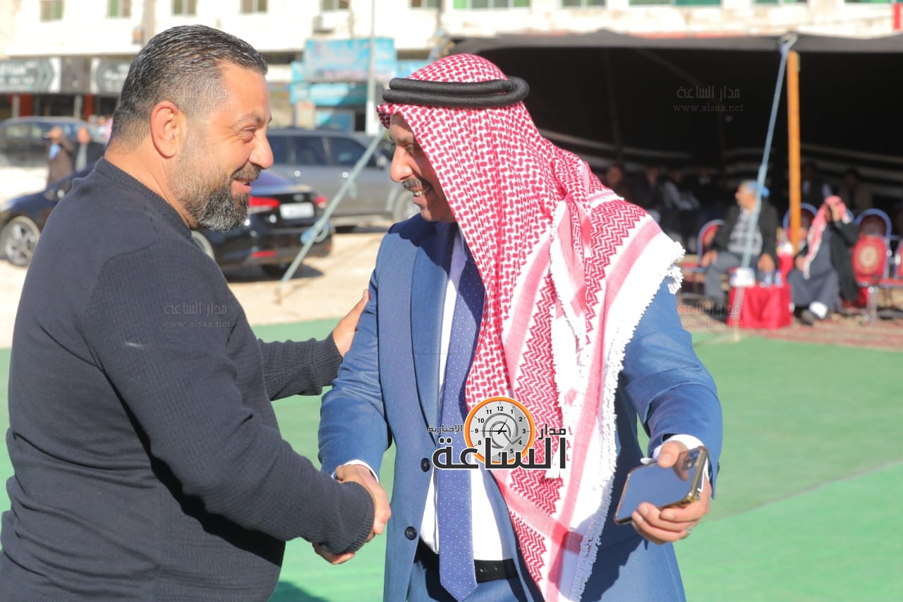 Madar Al-Saa Images 0.43844636311958785