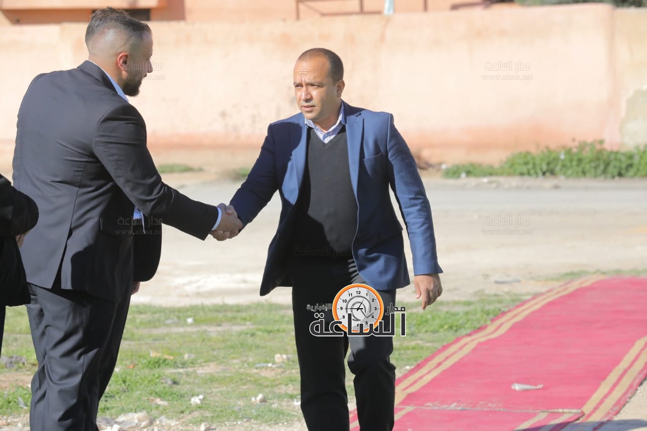 Madar Al-Saa Images 0.891184353604501