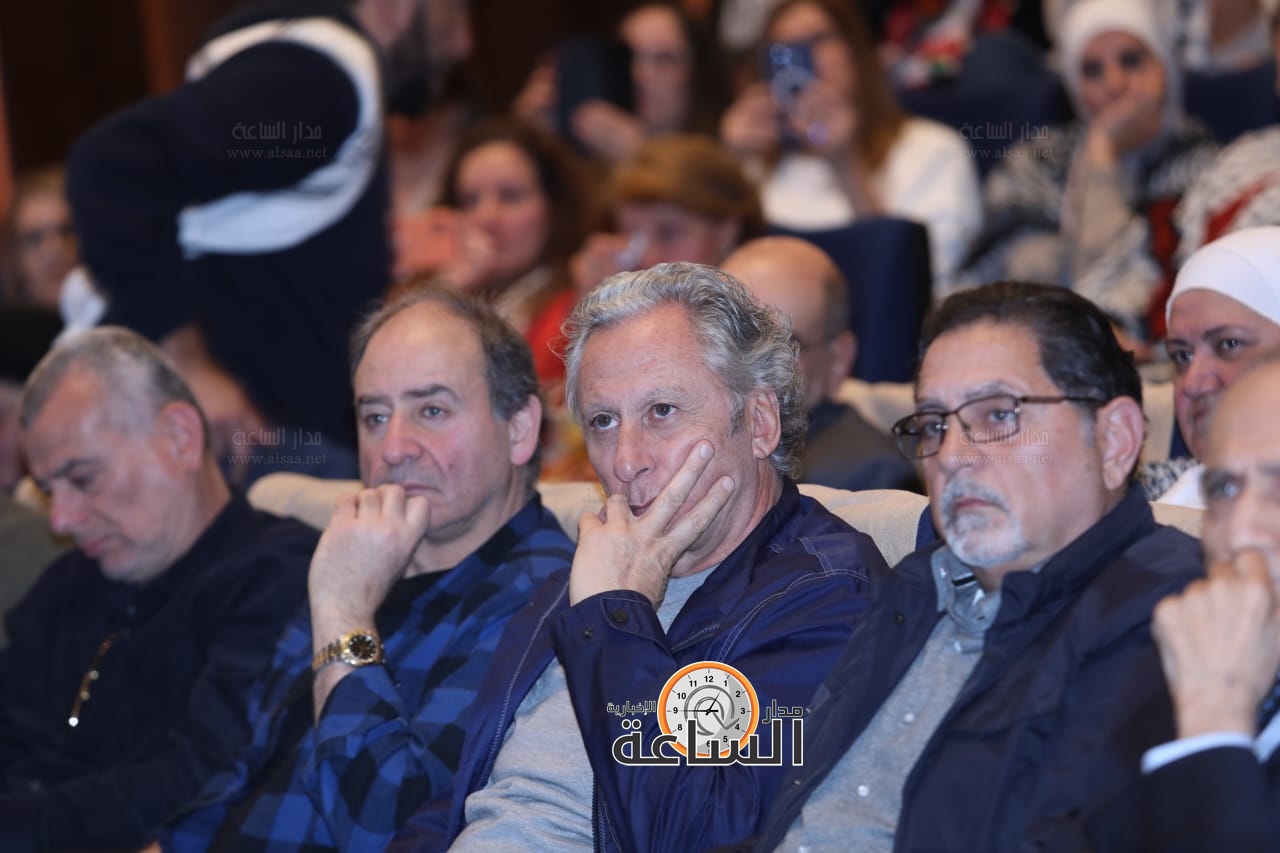 Madar Al-Saa Images 0.41941288283494726