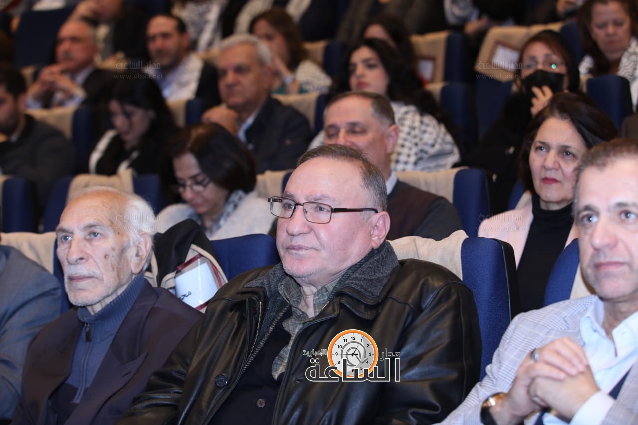 Madar Al-Saa Images 0.8861272143363341