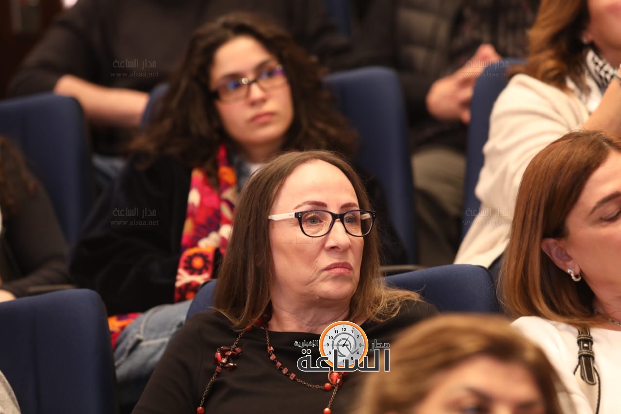 Madar Al-Saa Images 0.08009846067189463