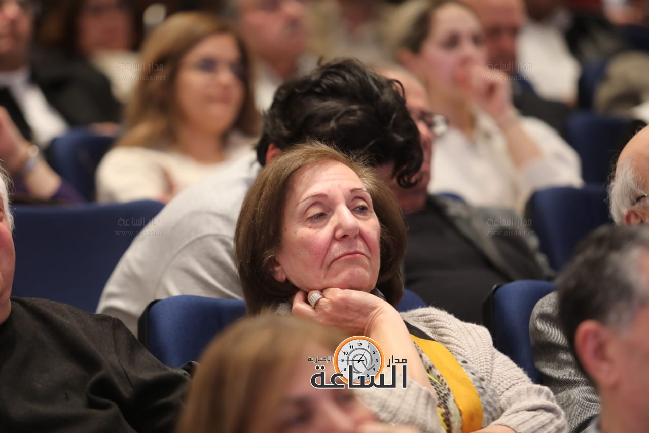 Madar Al-Saa Images 0.5663488803529497