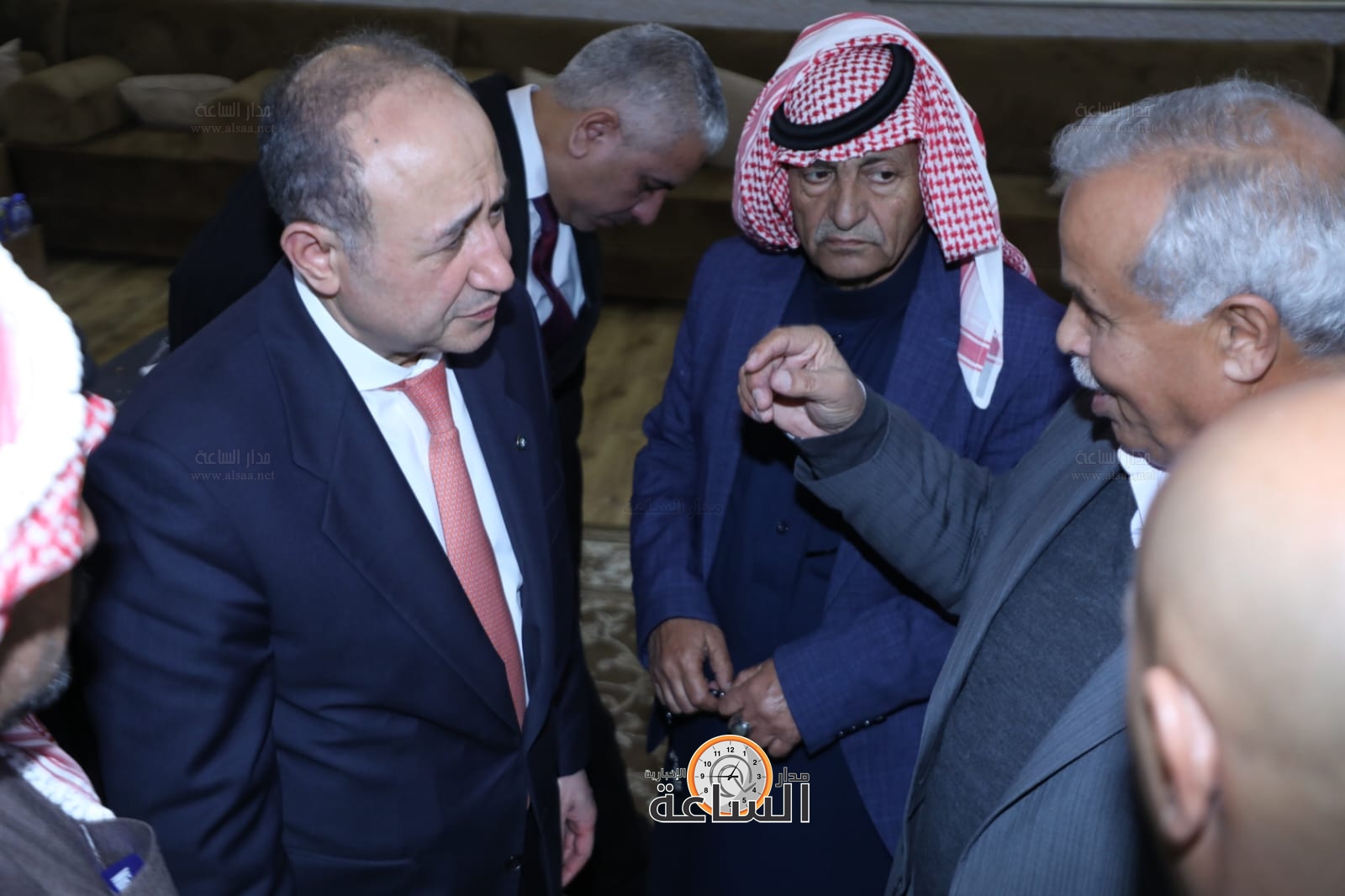 Madar Al-Saa Images 0.631993032984498