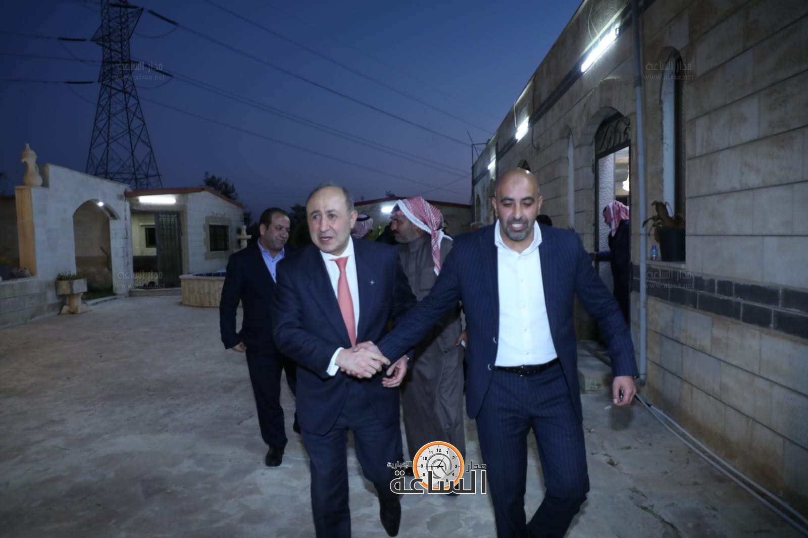 Madar Al-Saa Images 0.5093117649839984