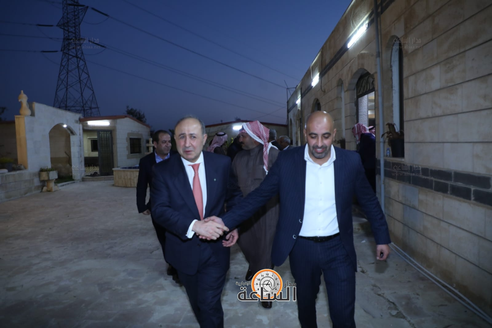 Madar Al-Saa Images 0.5176123381555573