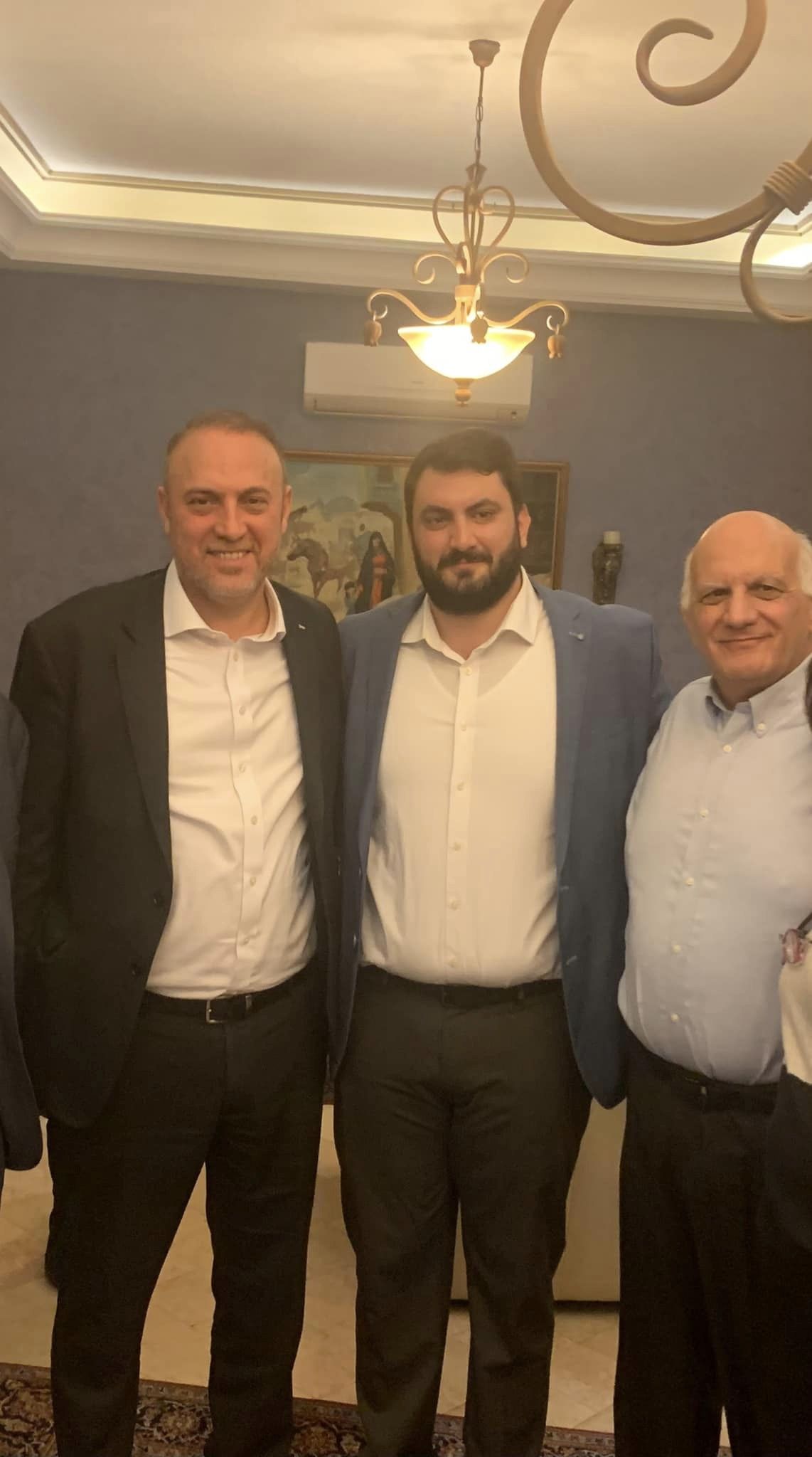 Madar Al-Saa Images 0.882243232638082