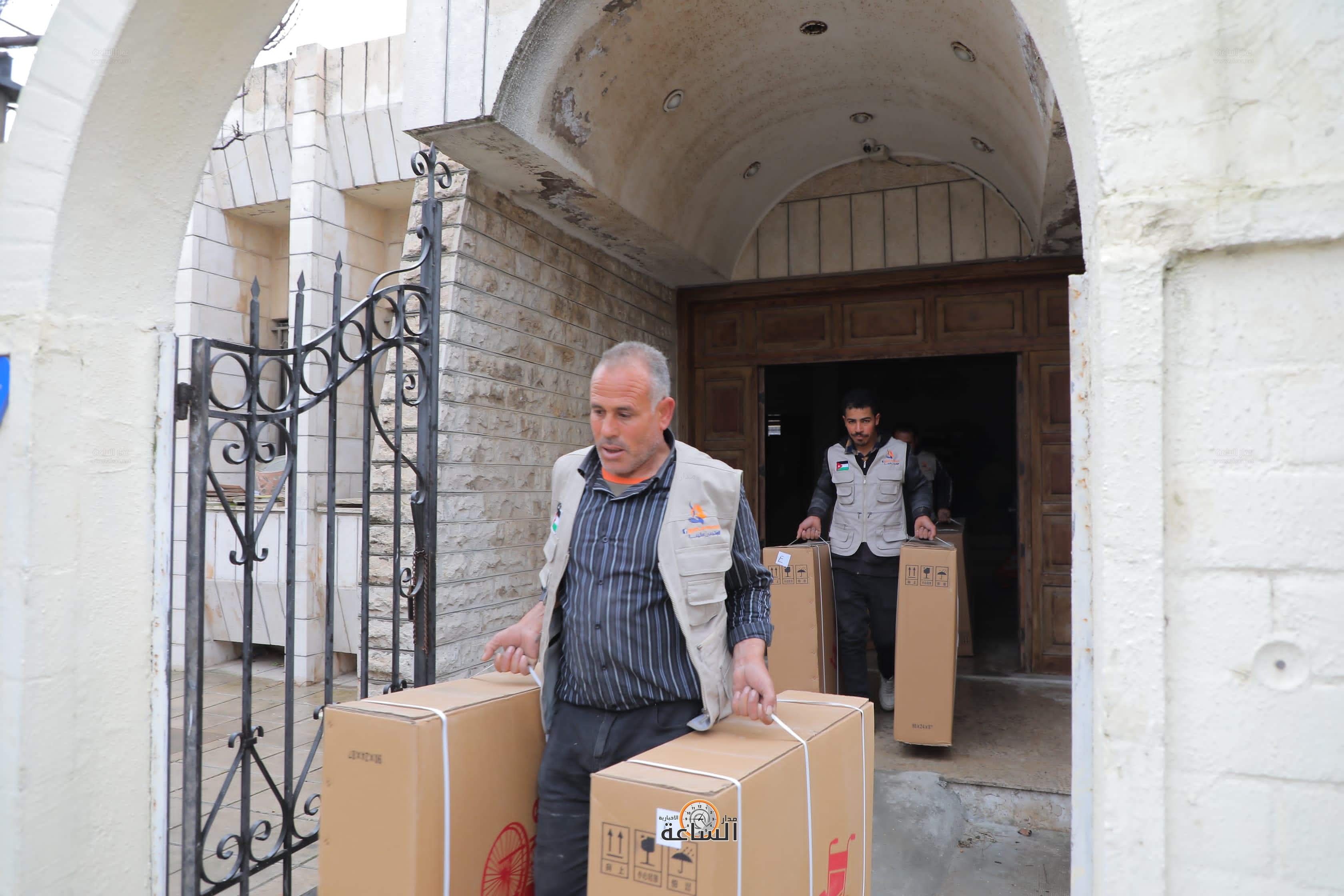 Madar Al-Saa Images 0.009862018750940171