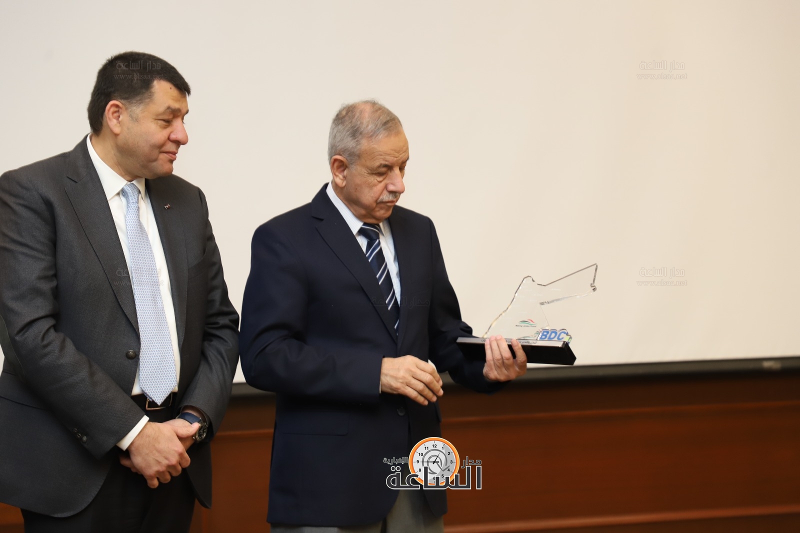 Madar Al-Saa Images 0.9579637805006558