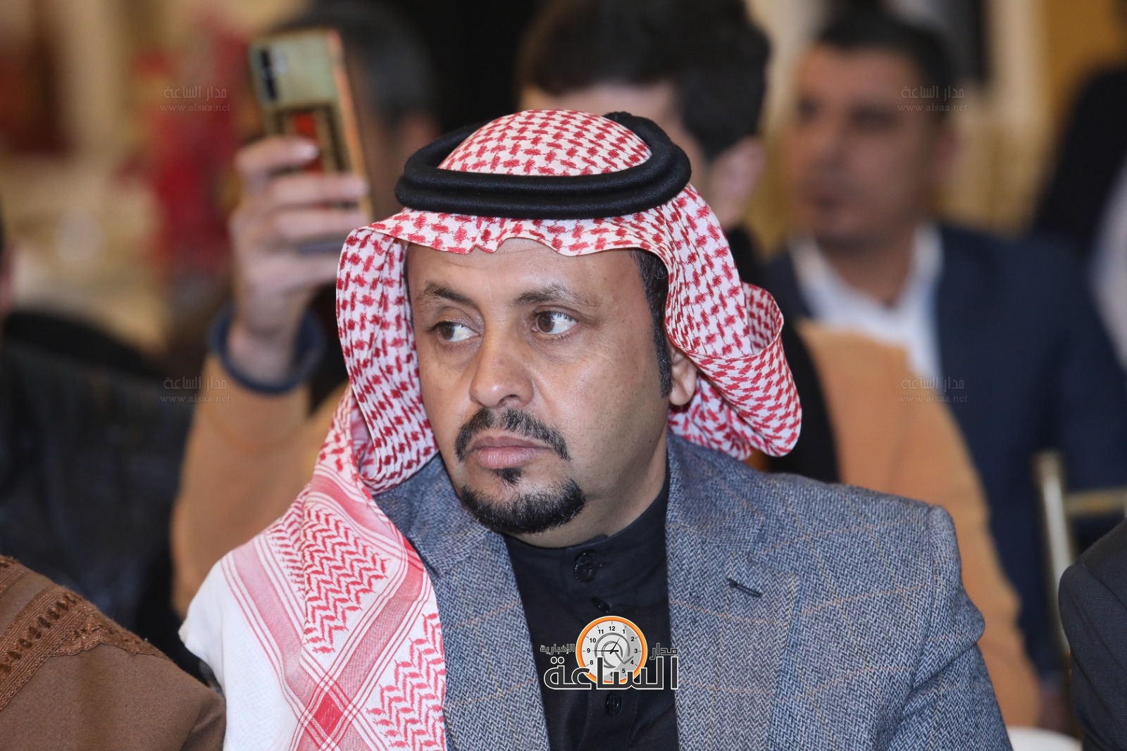 Madar Al-Saa Images 0.07375318344192361