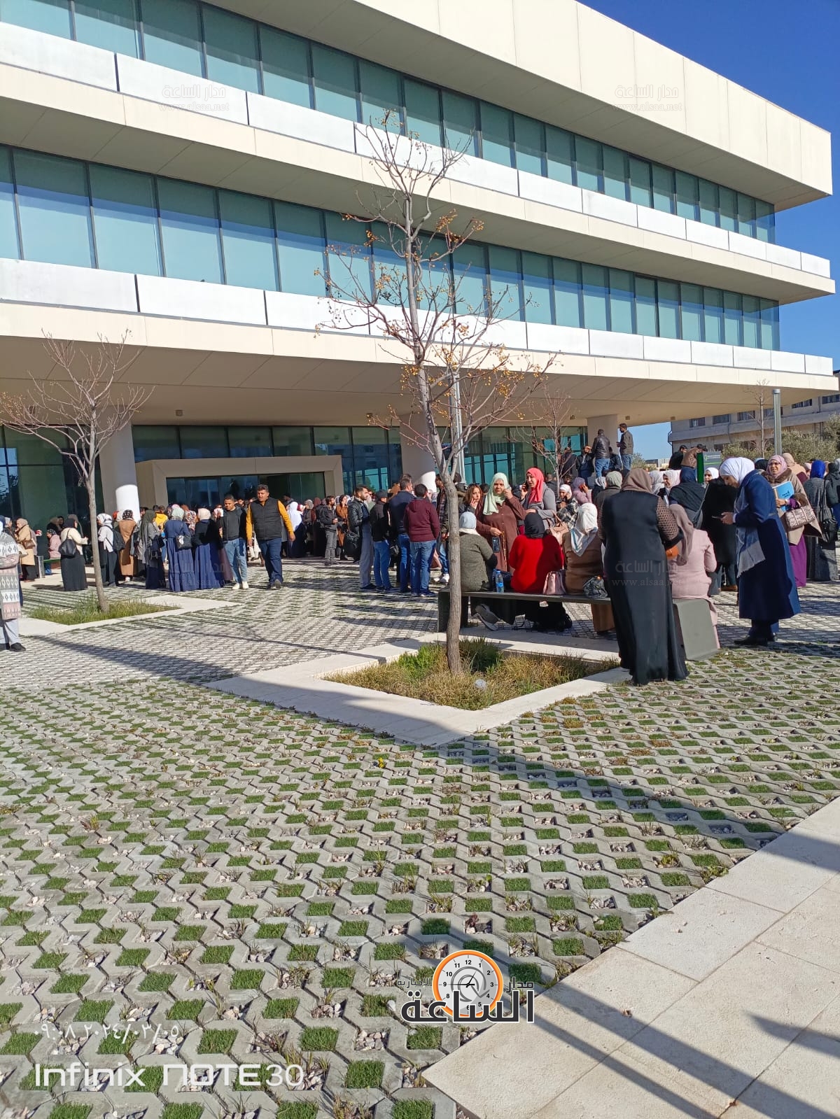 Madar Al-Saa Images 0.7975262836255965