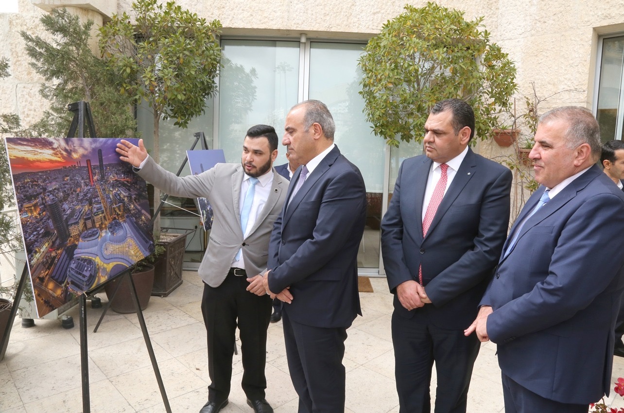 Madar Al-Saa Images 0.9799042701977769