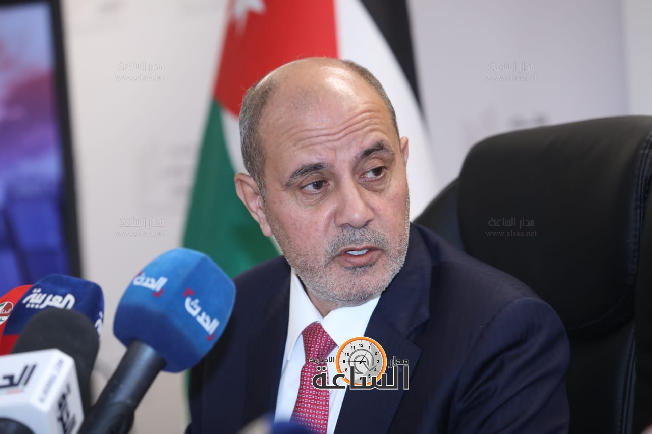 Madar Al-Saa Images 0.9765860254812655