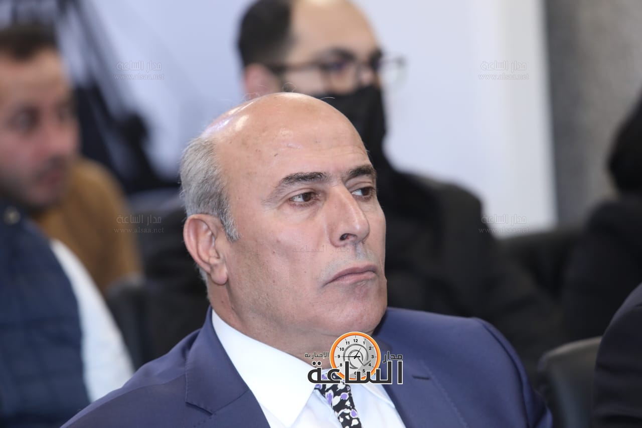 Madar Al-Saa Images 0.7392862712720942