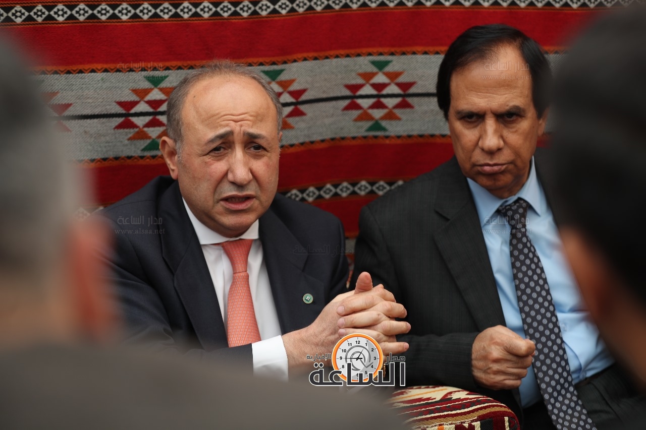 Madar Al-Saa Images 0.6755216309988219