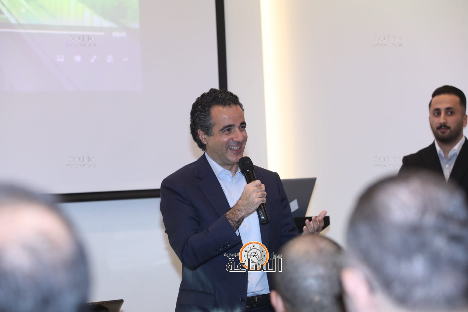 Madar Al-Saa Images 0.6959351582270072