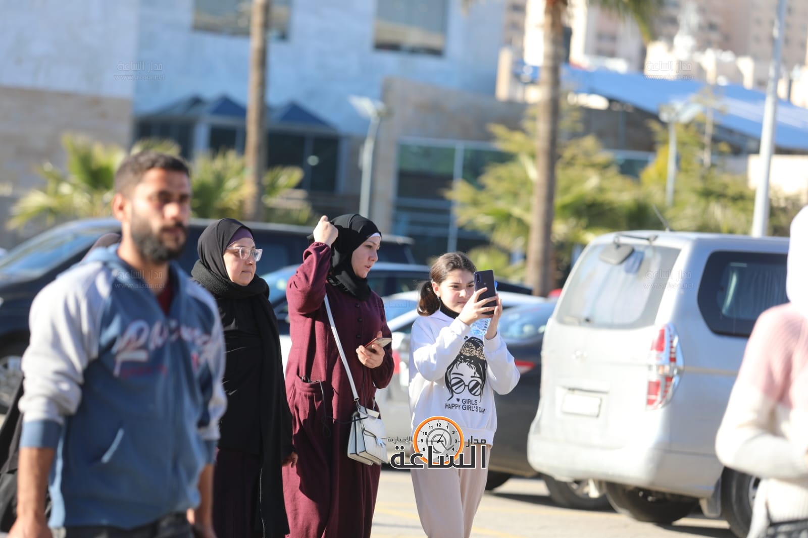 Madar Al-Saa Images 0.11641451908371825