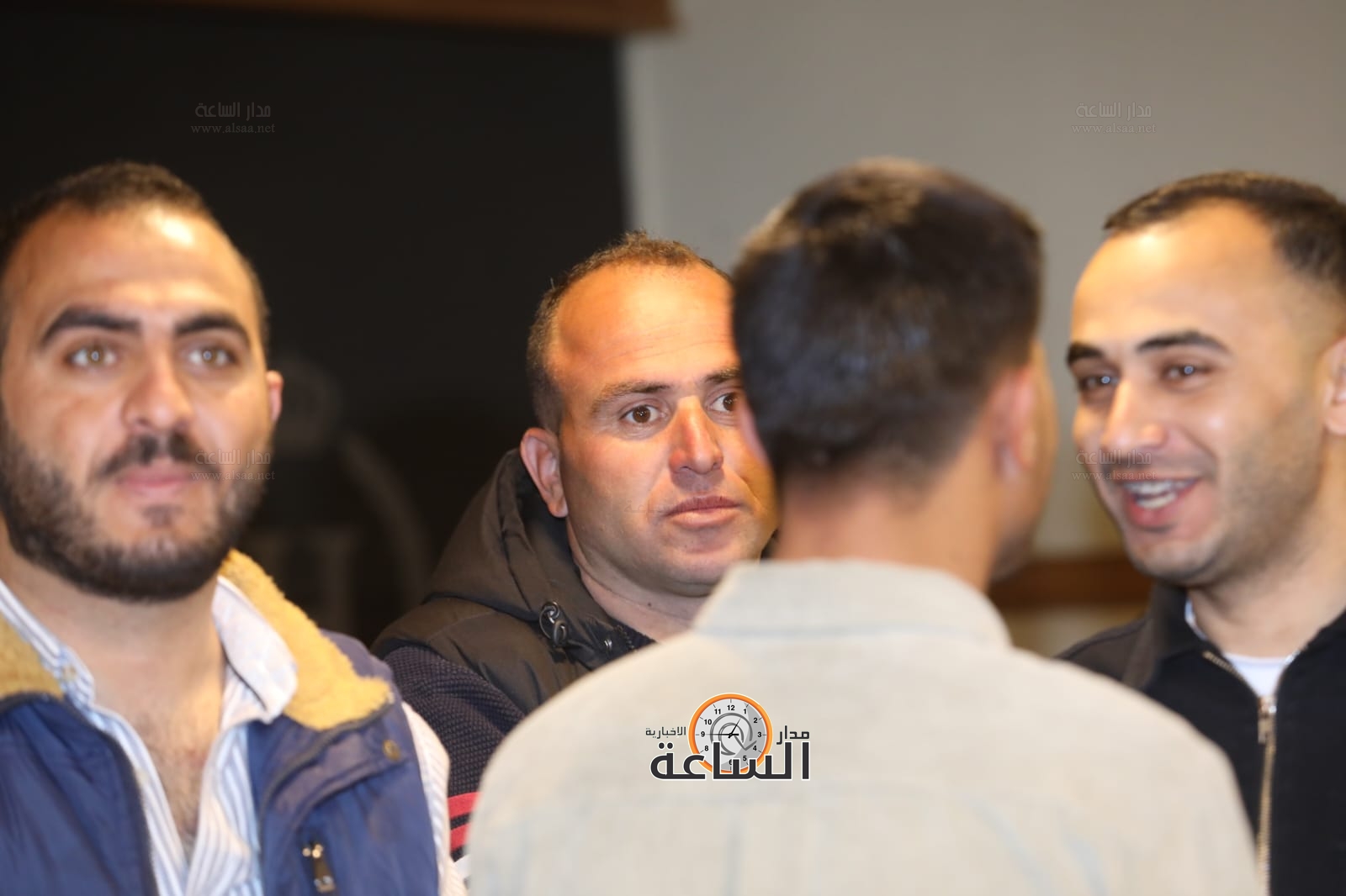 Madar Al-Saa Images 0.032566411315746224