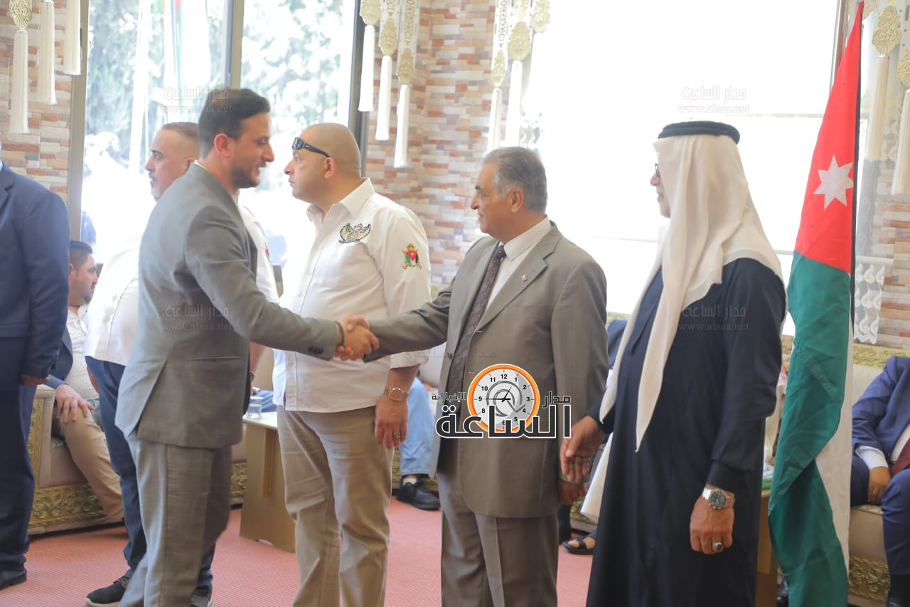 Madar Al-Saa Images 0.3437526337187087